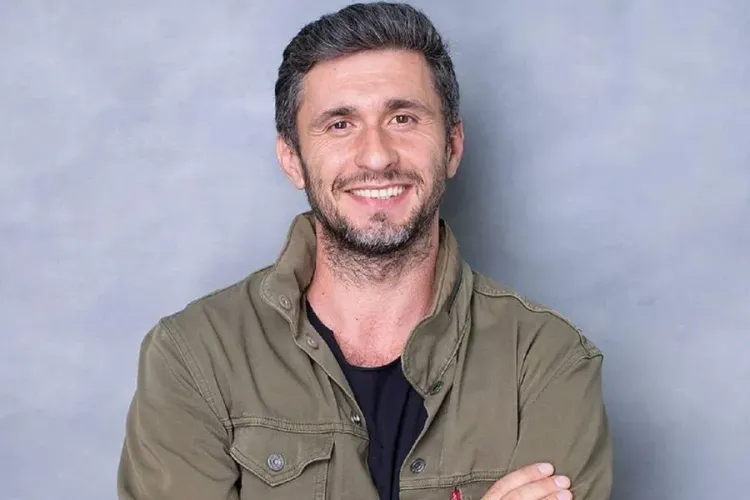 Actorul Dragoș Bucur: 