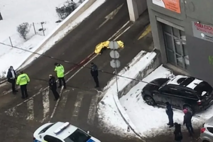 Sinucidere în Mărăști! Un bărbat s-a aruncat de pe parkingul de pe Dorobanților   