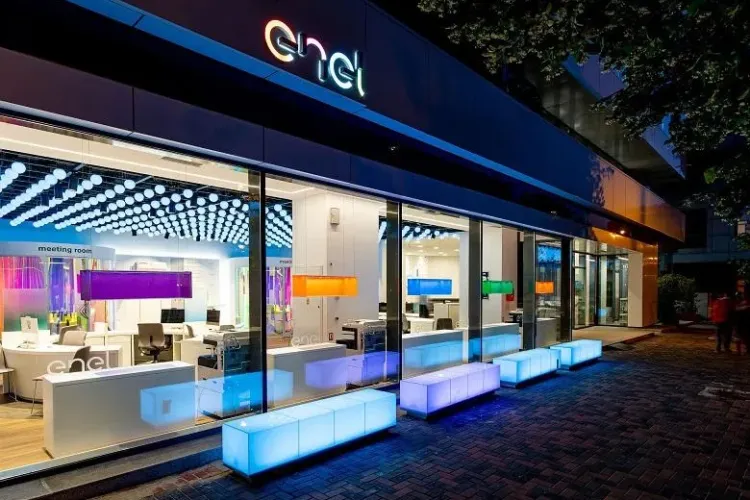 Piața de energie electrică s-a liberalizat complet. Ce înseamnă asta pentru tine (P)