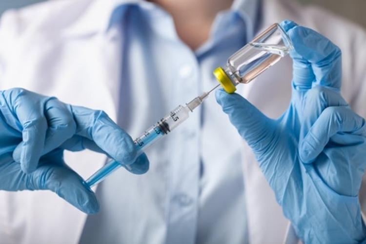 Numărul persoanelor vaccinate din județul Cluj se apropie de 50.000
