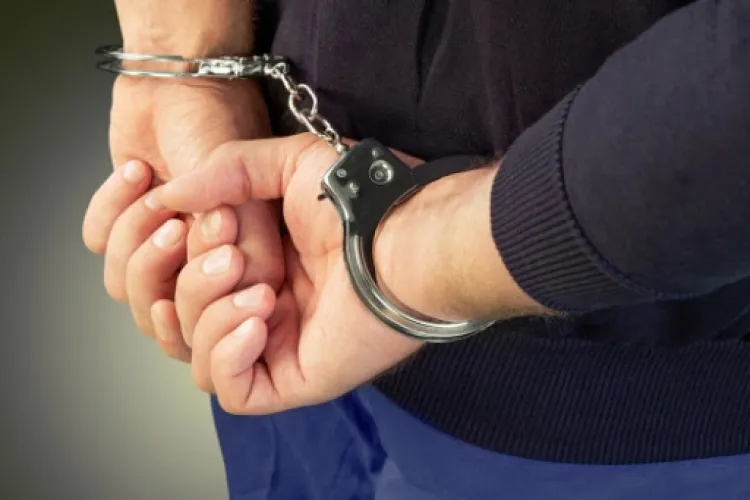 Bărbat din Roman condamnat la închisoare cu executare pentru o pungă de cafea de 16,99 lei