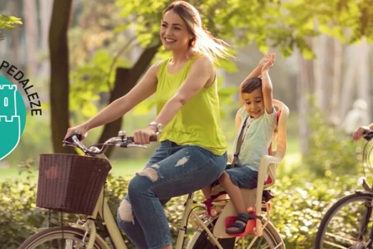 Clujenii vor să pedaleze! Petiție pentru dezvoltarea pistelor de biciclete în Cluj-Napoca și localitățile din proximitate