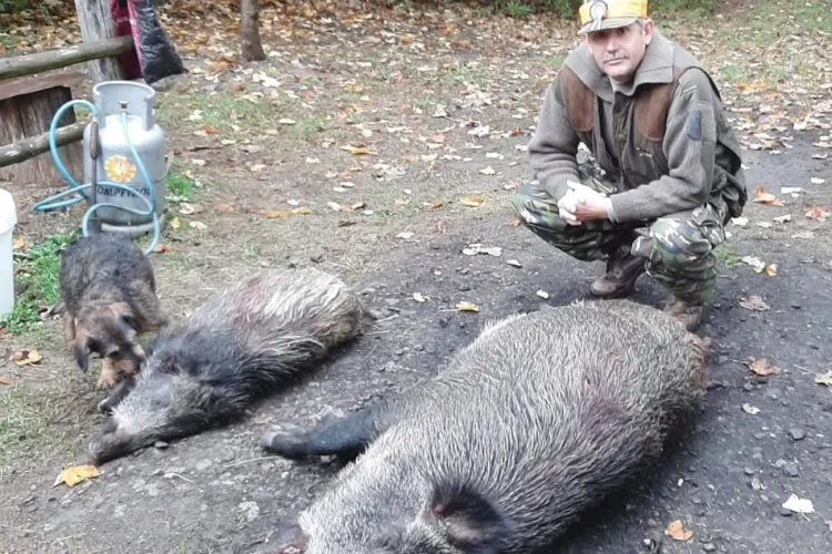 Primarul din Căpușu Mare ar fi fost prins la BRACONAJ