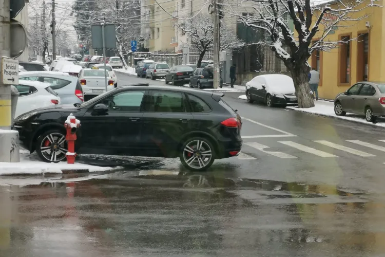 Cluj - Din ciclul, învăț să parchez, dar nu-mi iese tot timpul - FOTO