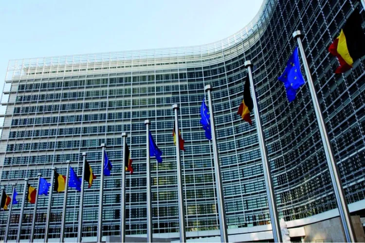 Cum va arăta paşaportul european de vaccinare. Amănuntele de la Comisia Europeană