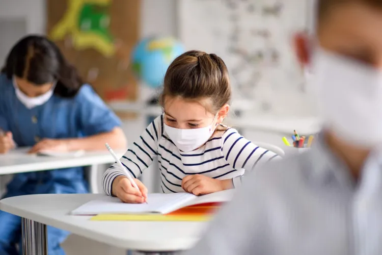 Ți-ai înscris copilul la orele remediale? E ultima zi de înscriere