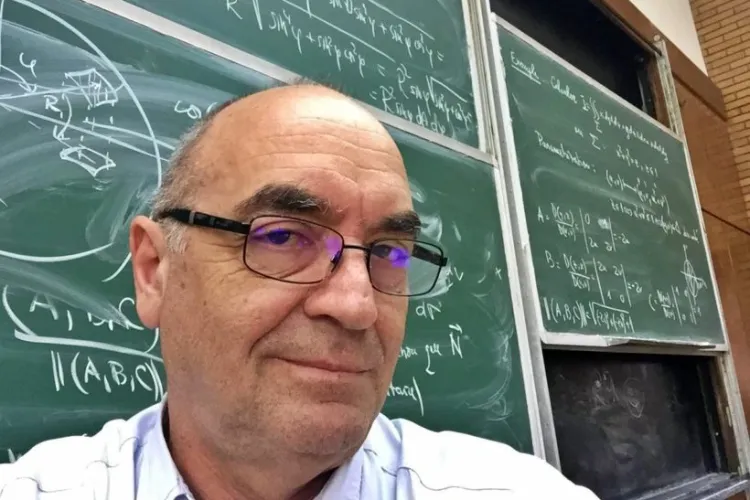 Copiii au copiat la Olimpiada de Matematică ținută online. Radu Gologan: Examenul a fost fraudat de 5% dintre elevi