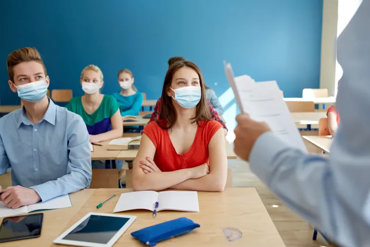 Cîmpeanu își dorește ca elevii din clasele a VIII-a și a XII-a să meargă la școală și în scenariul roșu