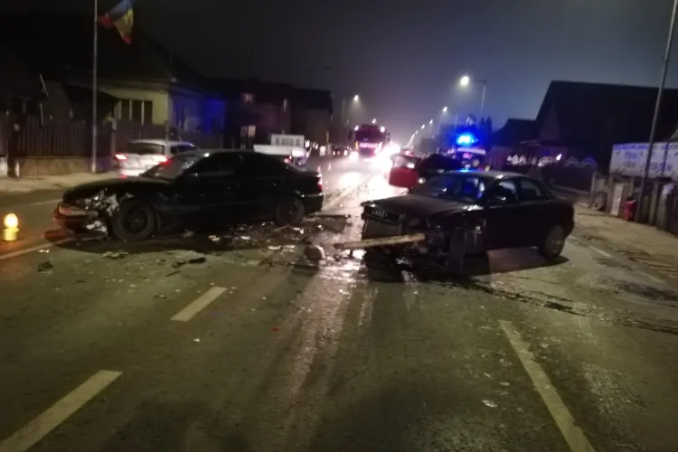 Accident în Florești, lângă Oncos. Trei mașini s-au făcut praf - FOTO
