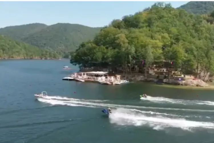 Cetățeanul arab cu ponton pe Tarnița susține că nu l-a amenințat cu moartea pe fostul deputat Adrian Dohotaru   