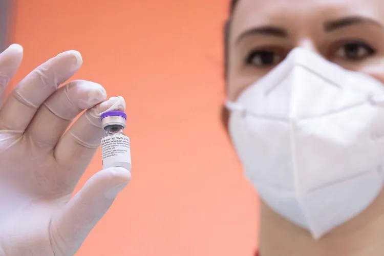 2.280 de cazuri noi de infectare după 10.000 de teste, în ultimele 24 de ore