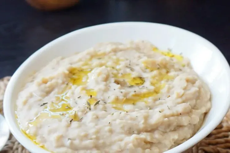 Cu ce alimente înlocuim carnea, în Postul Paștelui. Sfaturile și avertizările nutriționiștilor