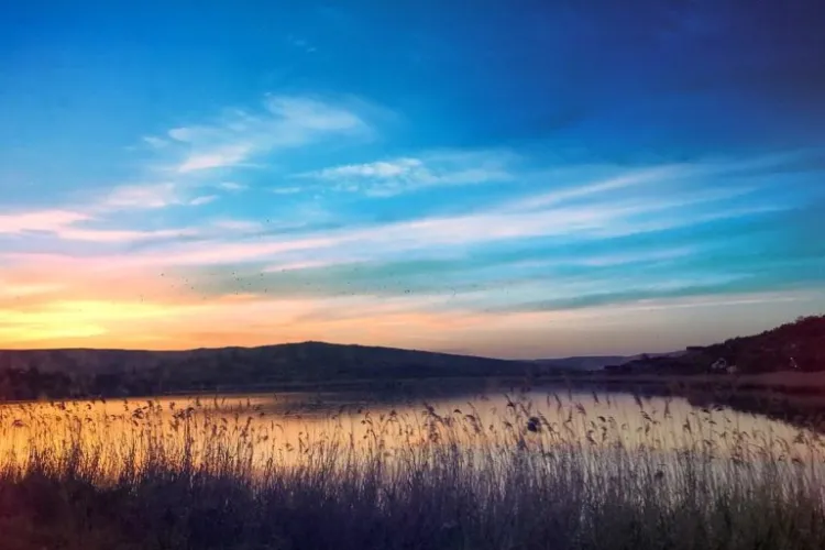 Nu știi ce să faci în weekend? Trasee de poveste cu bicicleta pe lângă Cluj