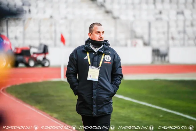 Haos la U Cluj! Suporterii nu mai înțeleg nimic! Antrenorul Costel Enache: Îmi asum eșecul, nu țin de scaun, dar vreau să-și mai asume și alții