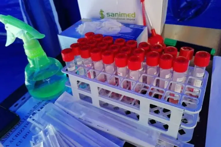 Aproape 5.000 de cazuri noi de COVID-19, în ultimele 24 de ore