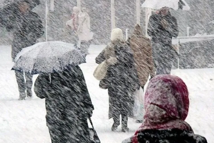 Meteo Cluj: Cod galben de ploi și ninsori până miercuri. VEZI harta județelor vizate