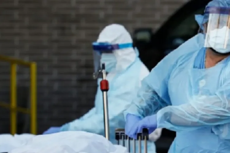 Situație CRITICĂ la Cluj: Rata incidenței pe județ se apropie de 4 infectări la mie! 