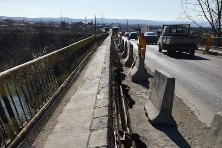 Se închide circulația rutieră pe DN1, pentru lucrări la pod. Care sunt rutele ocolitoare