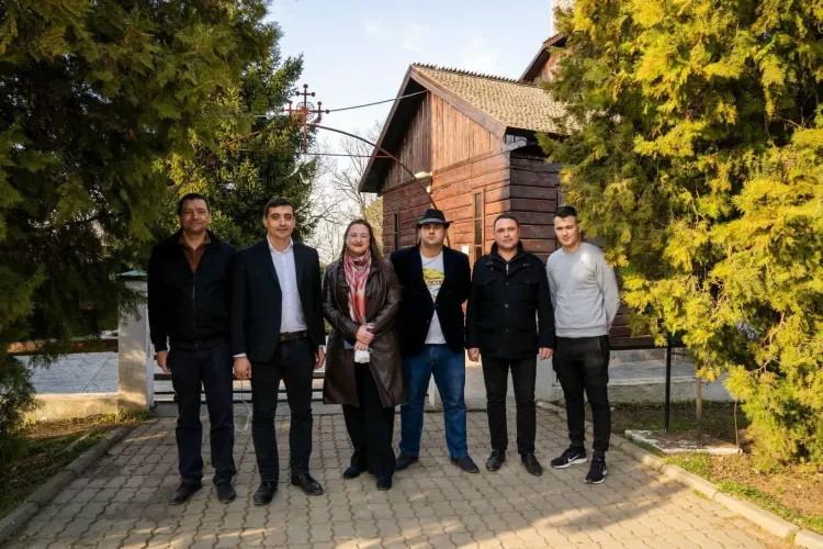 AUR caută primar: ”Scoatem la concurs două posturi”. Profilul candidatului: „Mândru că este români”