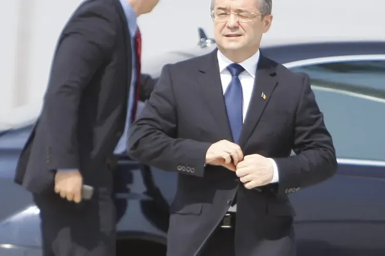 Boc se ține de cuvânt și Clujul nu se CARANTINEAZĂ, dar ”la Cluj, magazinele se închid la 18.00 și de la 20.00 acasă”