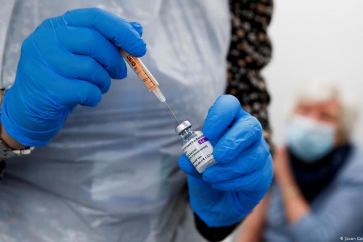 Peste 53.000 de doze de vaccin de la Pfizer ajung azi la Cluj