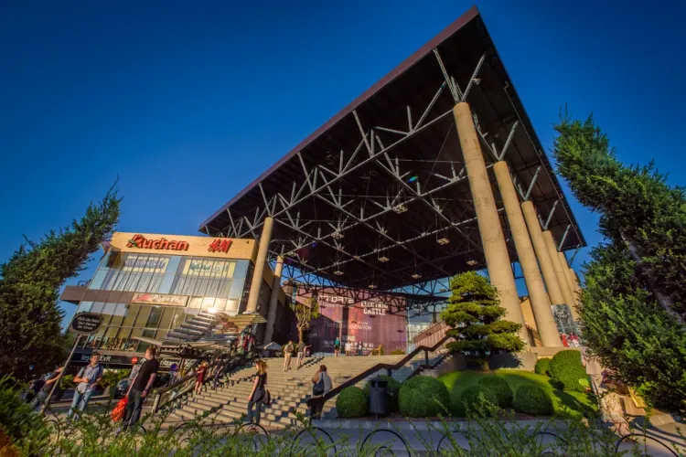 Cine se trezește de dimineață are reduceri în Iulius Mall Cluj! (P)