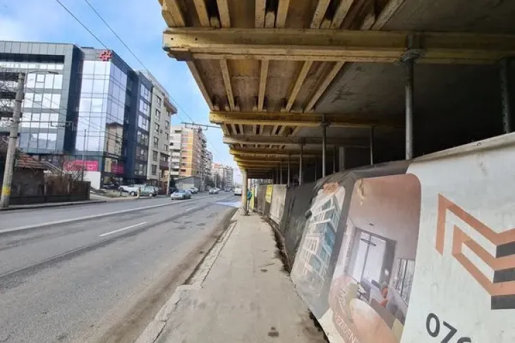 Blocul de peste trotuarul de pe strada Teodor Mihali e OK! Boc: Blocul respectă PUG -ul. Acest bloc nu încurcă cu nimic