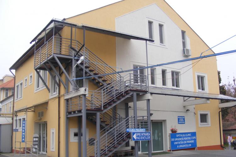 Un părinte acuză ”hoția” de la parcarea Spitalului de Copii Cluj - Foto