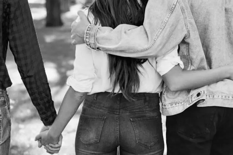 Zodiacul parșivilor! Care sunt zodiile care te injunghie pe la spate