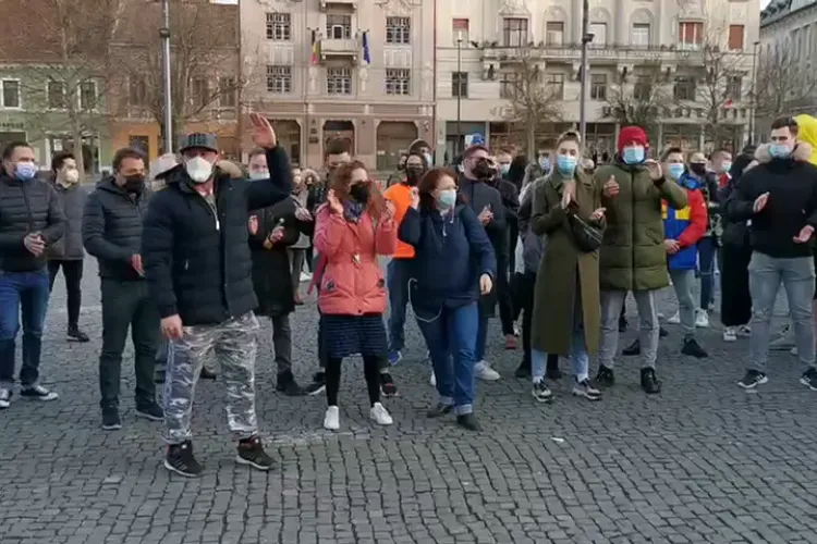 Protest la Cluj! Clujenii cer să poată merge la sălile de sport / fitness - VIDEO