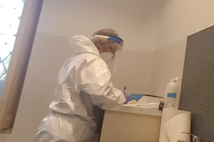 Situația COVID-19, în Cluj, duminică - 4 aprilie. S-a testat mult mai puțin și se văd efectele   