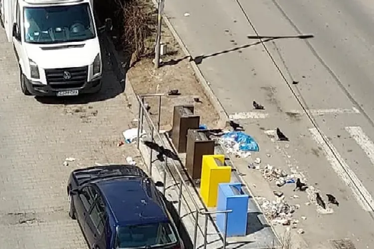 Muncă sisifică în Baciu: Oamenii au făcut „curățenie de primăvară” pe străzi. A doua zi, gunoiul era „la locul său” - FOTO