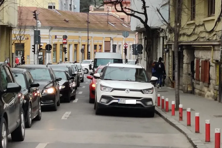 Cluj-Napoca: Parcare pentru a-și face poftele - FOTO