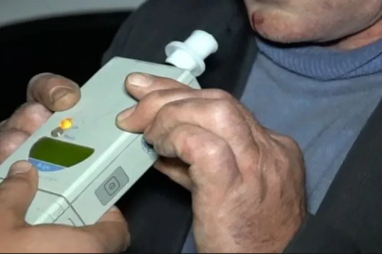 Un bărbat din Caraș-Severin a crezut că în Cluj se poate circula beat și fără carnet