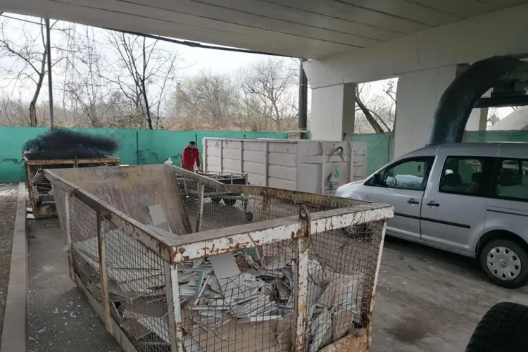 Primăria îi dă replica actorului Bob Rădulescu în privința colectării molozului: Se preia numai un metru cub. Restul îl plătiți