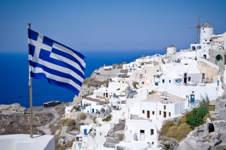 Românii au liber în Grecia! Din 16 aprilie, granițele Greciei sunt deschise pentru turism. În ce condiții poți pleca în concediu