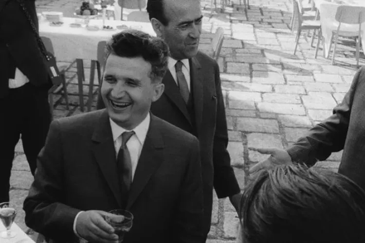 Bancul preferat al lui Ceaușescu. Râdea în hohote de fiecare dată când îl auzea