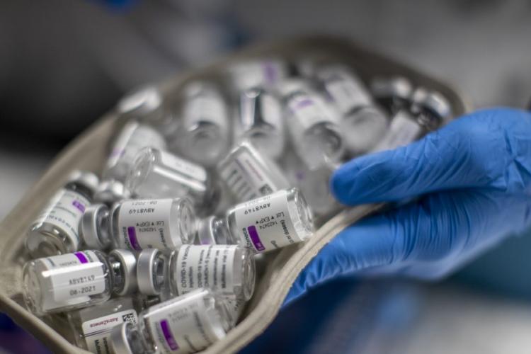 Prima țară care renunță complet la vaccinarea cu AstraZeneca