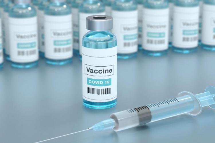Câte doze noi de vaccin Pfizer ajung pe aeroportul din Cluj-Napoca?