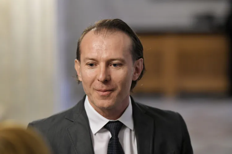 Florin Cîțu la Cluj: „Transformăm centrele de vaccinare AstraZeneca în centre de vaccinare Pfizer”