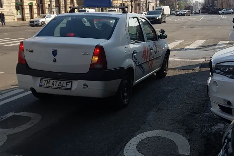 Imediat toată lumea circulă pe benzile dedicate pentru transportul în comun - FOTO