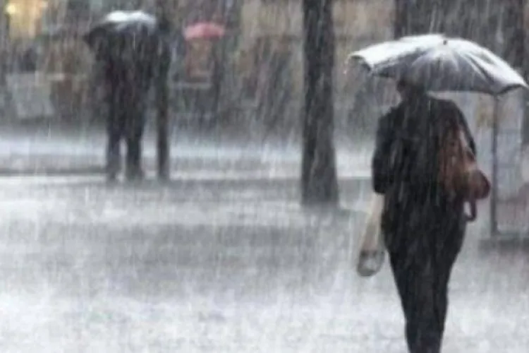 METEO. Prognoza meteo 27 - 29 aprilie 2021. Ploi puternice în toată țara