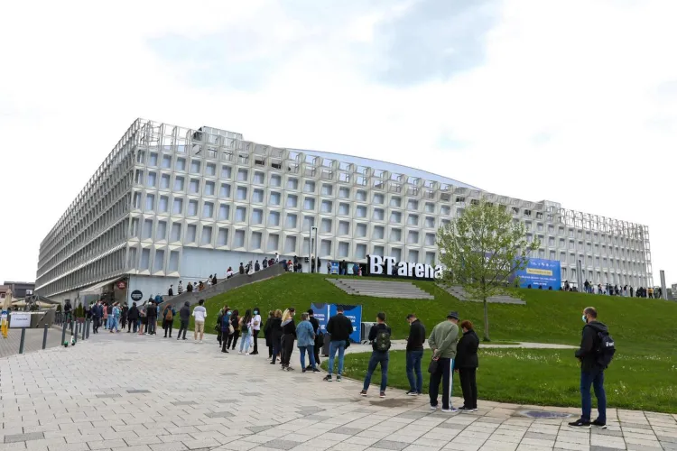 Câți oameni s-au vaccinat la Maratonul Vaccinării de la Cluj - FOTO