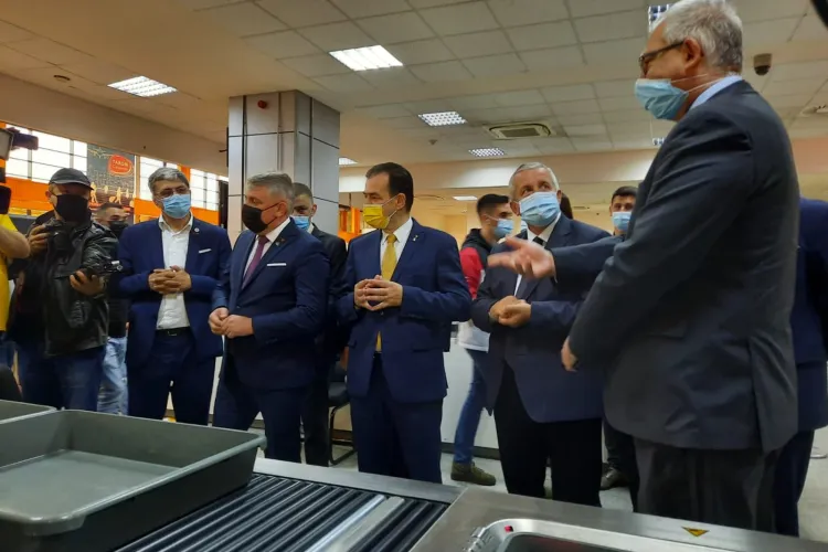 Veste bună! La Aeroportul Cluj nu vor mai trebui scoase lichidele și laptopul din bagajul de mână - VIDEO