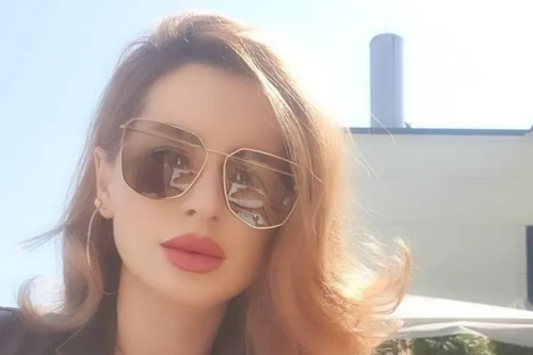 Un italian a ajuns la sapă de lemn după ce şi-a vândut casa şi i-a dat TOȚI banii unei românce cu care spera să se căsătorească