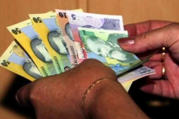 Escroc din Cluj-Napoca a păcălit o femeie și i-a luat banii, prin metoda „Maradona”