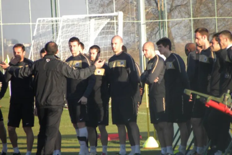 U Cluj - Steaua Rosie Belgrad, meci amical marti, 8 februarie