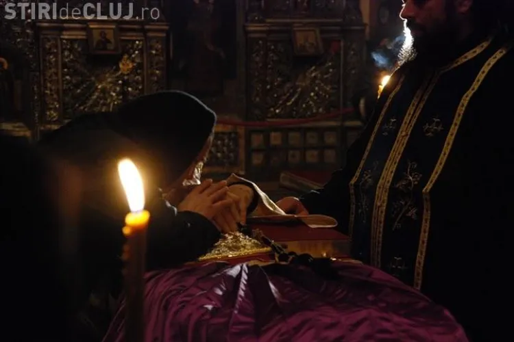 IPS Bartolomeu, plans de sute de credinciosi la catedrala Mitropolitana! VIDEO si FOTO