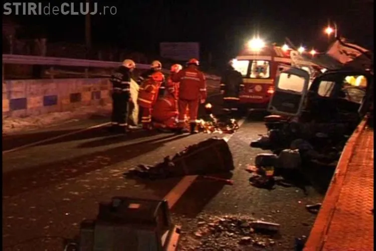 Accident grav cu 7 victime in Gilau! Doua persoane au murit, trei sunt grav ranite si doua usor! VIDEO