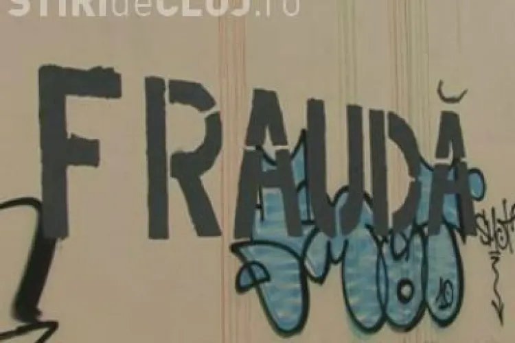 Cuvantul "FRAUDA" a fost scris pe sediile Universitatii de Arta si Design (UAD) Cluj! - VIDEO si Galerie FOTO